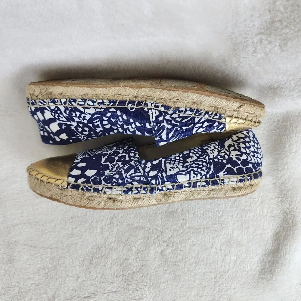Lily Pulitzer Womens Blue White Floral Canvas Gold Toe Espadrill Slip On Flats 6